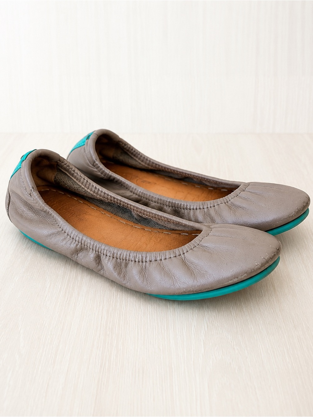 Tieks by Gavrieli Taupe  Leather Ballet Flats Women’s Size 6